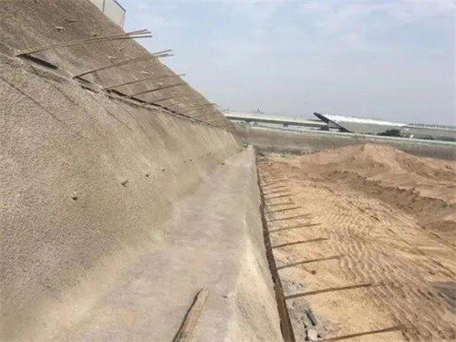 新乡河道边坡加固